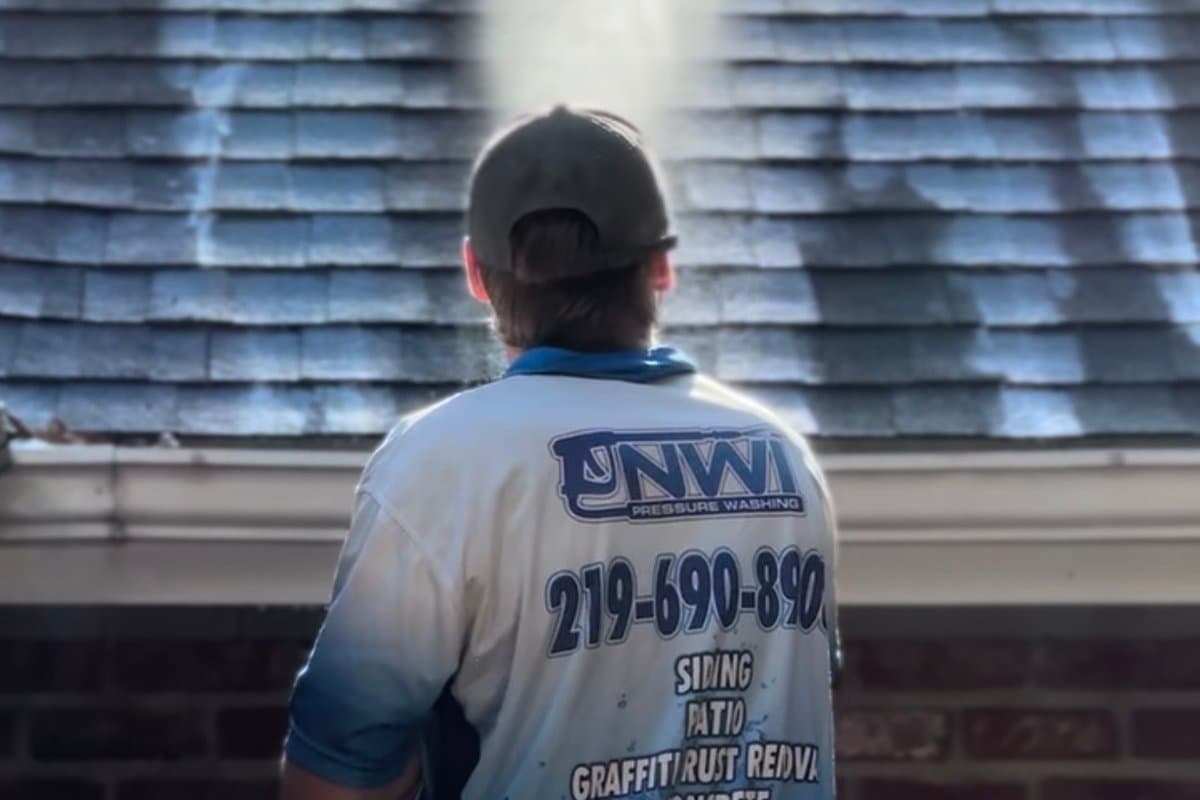 Roof Cleaning