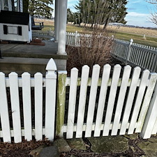 Best-Fence-Cleaning-in-Lowell 3