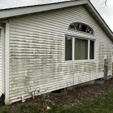 Expert-Siding-Cleaning-Services-in-Valparaiso-Indiana 1