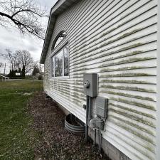 Expert-Siding-Cleaning-Services-in-Valparaiso-Indiana 3