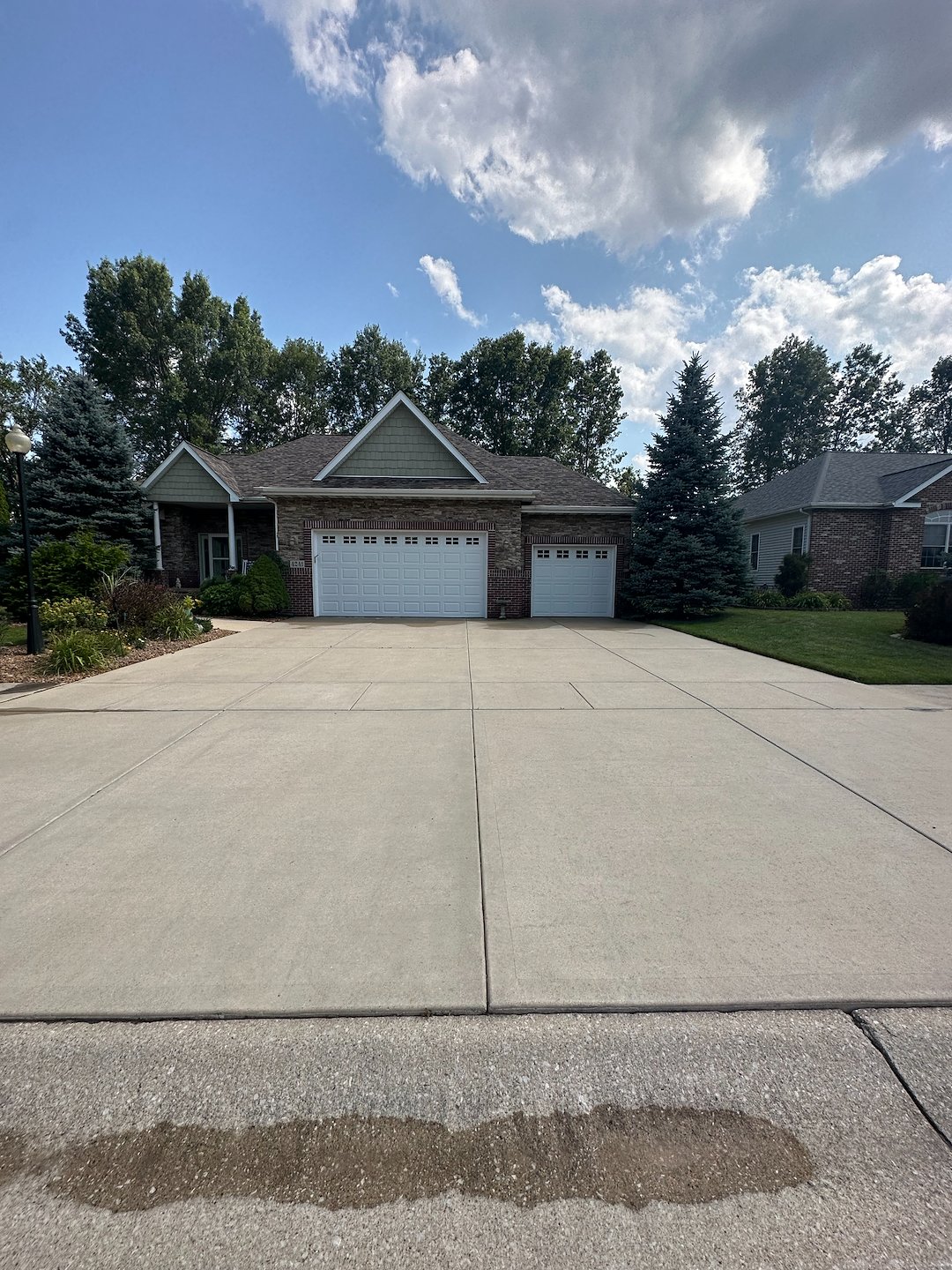 Premier Driveway Cleaning Services in North Judson, Indiana