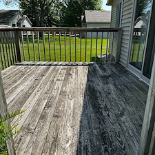 Professional-Deck-Cleaning-in-Wheatfield-Indiana 0