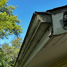 Professional-Gutter-Cleaning-in-Kouts-Indiana 0